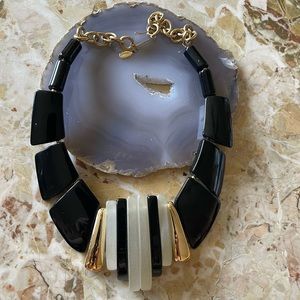 Vintage PARK LANE Art Deco Lucite Necklace.